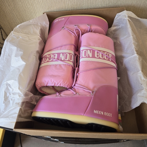 Moon Boot Icon Tall Boot Pink - Picture 4 of 16